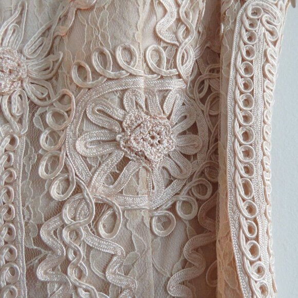 VINTAGE SUE WONG NOCTURNE Cream Soutache Lace Floral Shift Dress Y2K - Size US 8 - Picture 5 of 16